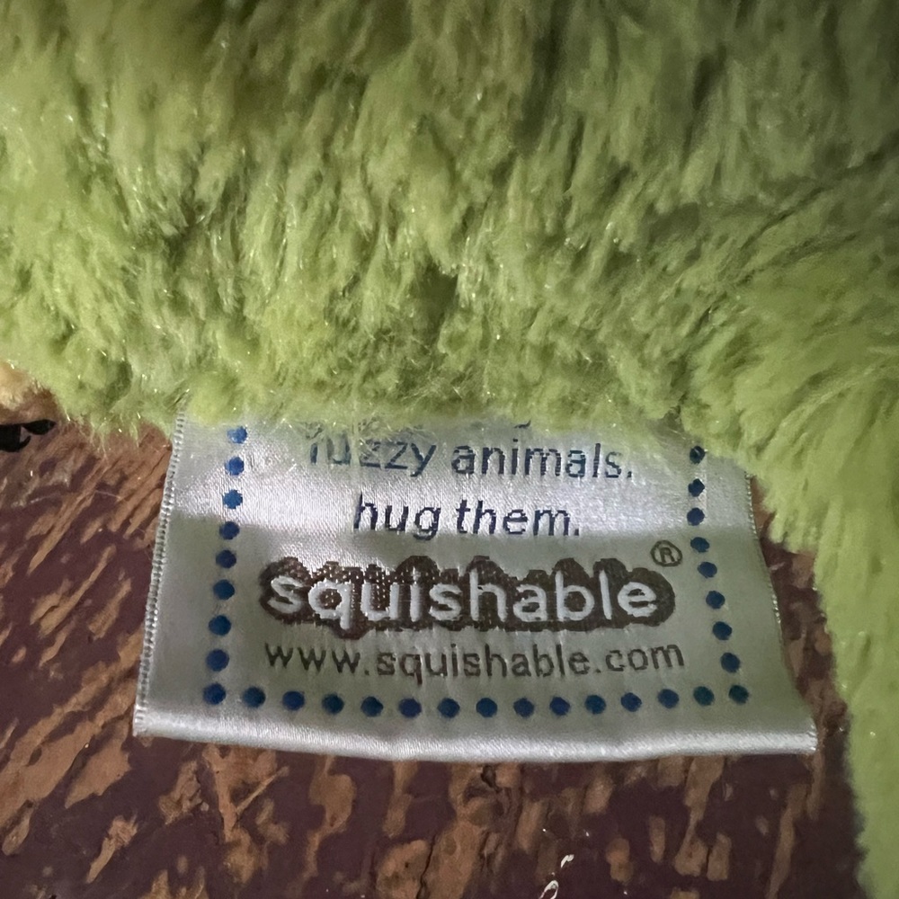 Limited squishable mini alien